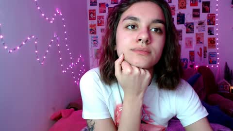 Snapshot of celine_dionn chatting on December 18, 2024, 11:13 am Celine online show from December 18, 2024, 11:13 am