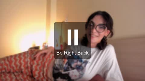 Ji-yoon online show from April 23, 2026, 3:03 pm