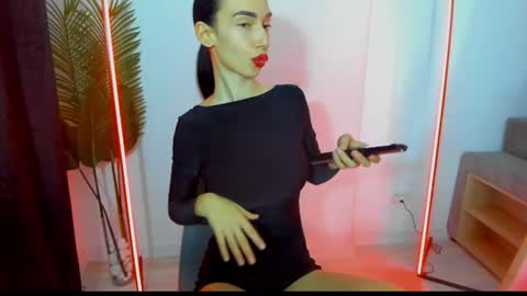 Snapshot of celine_roxelle chatting on October 21, 2025, 6:08 pm Celine Roxelle online show from October 21, 2025, 6:08 pm