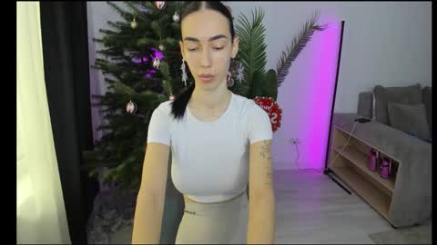 Snapshot of celine_roxelle chatting on November 18, 2025, 11:58 am Celine Roxelle online show from November 18, 2025, 11:58 am