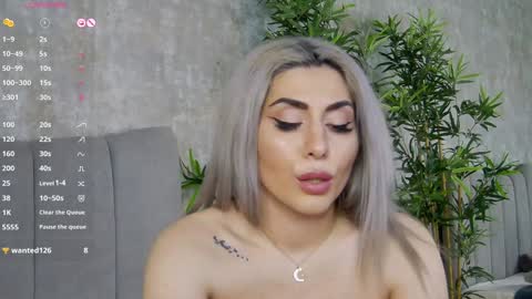 Snapshot of celinemeyerr chatting on January 21, 2025, 9:57 am CelineMeyer online show from January 21, 2025, 9:57 am