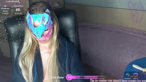 Snapshot of celinereyys chatting on June 7, 2026, 8:23 pm celinereyys online show from June 7, 2026, 8:23 pm