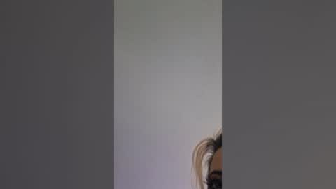Snapshot of cerashining chatting on July 19, 2026, 3:49 pm cerashining online show from July 19, 2026, 3:49 pm