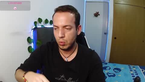 Snapshot of cerso1 chatting on December 5, 2024, 12:41 am Cerso online show from December 5, 2024, 12:41 am