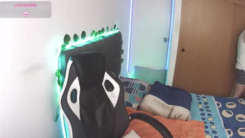 Snapshot of cerso1 chatting on February 9, 2025, 2:18 pm Cerso online show from February 9, 2025, 2:18 pm