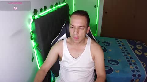 Snapshot of cerso1 chatting on February 14, 2025, 11:42 am Cerso online show from February 14, 2025, 11:42 am