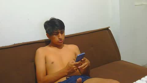 Snapshot of cesarex148 chatting on February 17, 2026, 12:18 am Cesar online show from February 17, 2026, 12:18 am