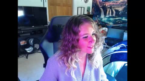 Marie online show from September 30, 2025, 3:39 pm