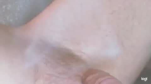 cfnmkinky28 online show from April 3, 2026, 3:04 am