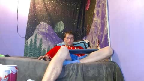 Snapshot of cguffey2284 chatting on January 1, 2025, 2:19 am cguffey2284 online show from January 1, 2025, 2:19 am