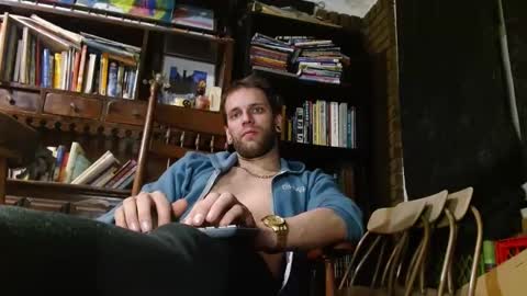 Snapshot of cguffey2284 chatting on February 7, 2025, 10:29 am cguffey2284 online show from February 7, 2025, 10:29 am