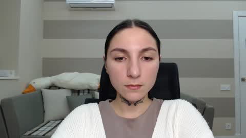 Kate online show from January 25, 2025, 5:51 pm