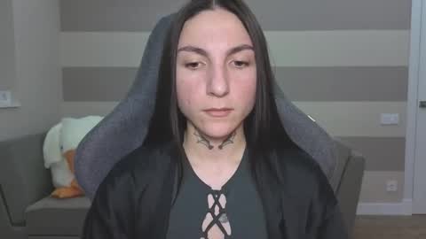 Kate online show from October 7, 2025, 10:34 am