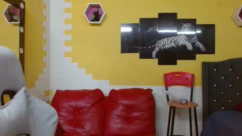 Snapshot of chacorta_ chatting on May 13, 2026, 1:36 am chacorta_ online show from May 13, 2026, 1:36 am