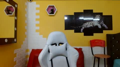 Snapshot of chacorta_ chatting on May 22, 2026, 4:56 pm chacorta_ online show from May 22, 2026, 4:56 pm