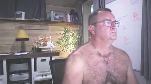 Snapshot of chadmichaell chatting on April 21, 2026, 12:34 am chadmichaell online show from April 21, 2026, 12:34 am