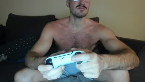 Snapshot of chadpowerz chatting on July 7, 2026, 5:32 am Lydong online show from July 7, 2026, 5:32 am