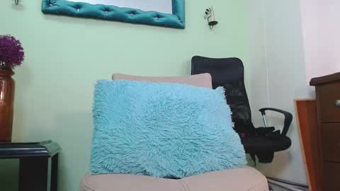 Chalon  online show from March 11, 2026, 12:16 am