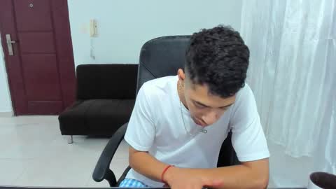 Kenji online show from September 16, 2025, 1:06 am