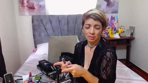 chanel online show from September 17, 2025, 1:35 pm