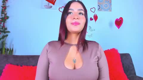  Chanel Parker  online show from February 25, 2025, 2:25 am