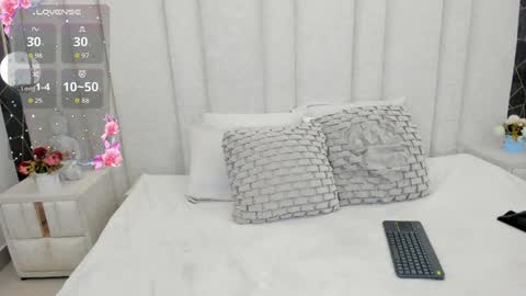 Snapshot of chanel_watson chatting on April 9, 2026, 8:58 pm CHANEL online show from April 9, 2026, 8:58 pm