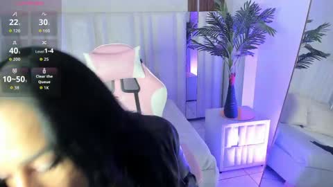 Snapshot of chanel_watson chatting on May 10, 2026, 4:06 am CHANEL online show from May 10, 2026, 4:06 am