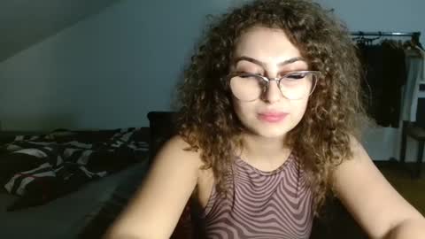 Stephanieblisss online show from February 9, 2025, 7:19 pm