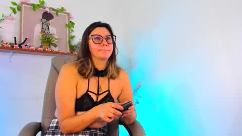 chanell online show from March 25, 2026, 8:42 am