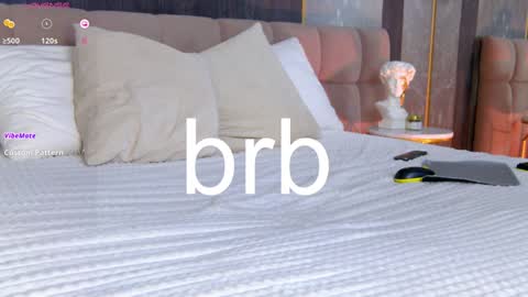 Chanel online show from February 1, 2025, 8:50 am