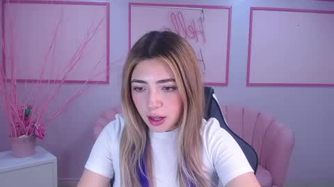 channel_blonde_a online show from December 21, 2024, 4:57 pm