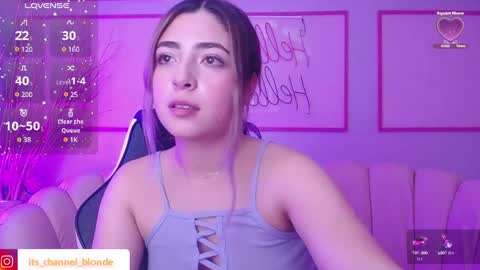 channel_blonde_a online show from January 9, 2025, 8:01 pm