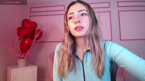 channel_blonde_a online show from February 26, 2025, 7:38 pm