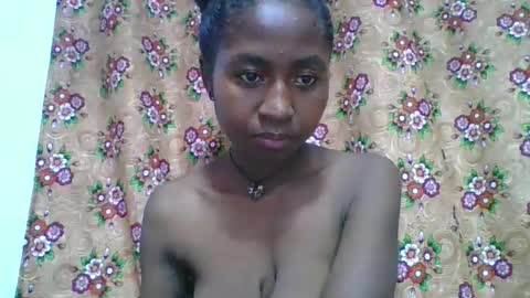 Snapshot of chantale483461 chatting on March 3, 2026, 6:14 pm chantale483461 online show from March 3, 2026, 6:14 pm