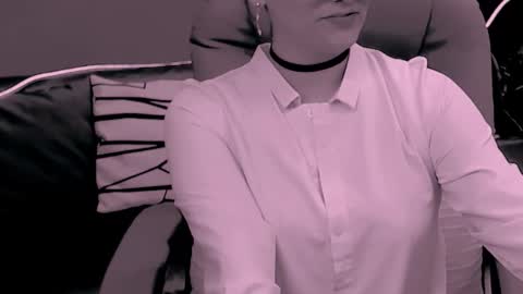 The Queen online show from December 1, 2025, 11:37 am