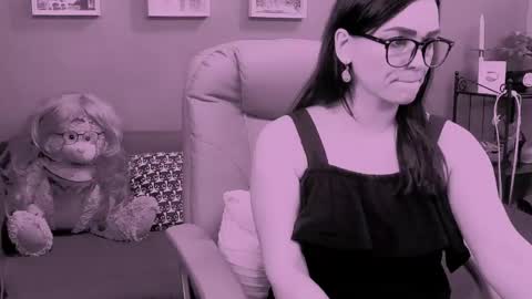 The Queen online show from June 7, 2026, 10:35 pm