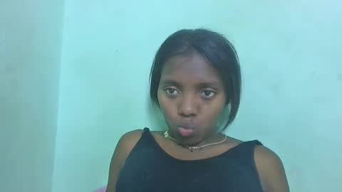 chanteuse655720 online show from May 16, 2026, 7:49 am