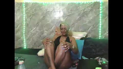Snapshot of chanz10172 chatting on September 29, 2025, 10:58 pm Zaria Vixen online show from September 29, 2025, 10:58 pm