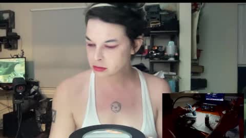 Snapshot of chapelwaste chatting on September 29, 2025, 12:49 am Chapel Waste online show from September 29, 2025, 12:49 am