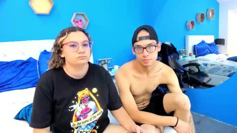 Charles y Elara online show from January 14, 2025, 3:11 am