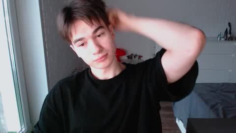 charleshanson69 online show from November 6, 2025, 4:35 am