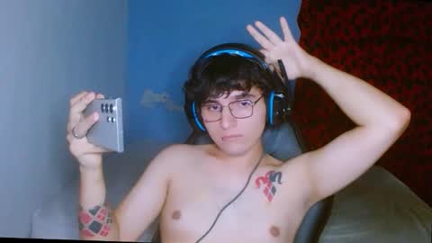 Snapshot of charley_quin chatting on May 7, 2026, 1:33 am Charley quinn online show from May 7, 2026, 1:33 am