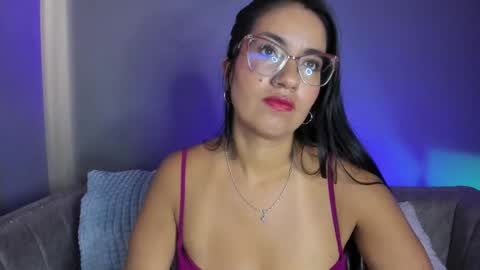 charlhot_ online show from October 21, 2025, 12:39 pm