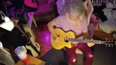 Charli online show from January 16, 2025, 1:37 am