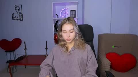 charlie online show from November 20, 2025, 6:46 am