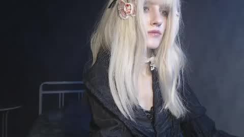 Snapshot of charlie_crystal chatting on March 31, 2026, 3:34 pm Charlie online show from March 31, 2026, 3:34 pm