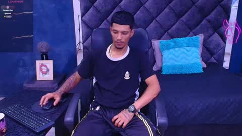 Snapshot of charlie_oconnor chatting on February 26, 2026, 4:44 am Charlie oconnor online show from February 26, 2026, 4:44 am