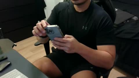 charliekkw online show from January 8, 2026, 8:22 pm