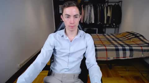 carlos reyes online show from February 25, 2025, 7:52 am