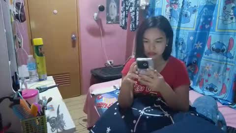 Snapshot of charlincadorna125 chatting on April 27, 2026, 9:18 am Sweetieeche online show from April 27, 2026, 9:18 am